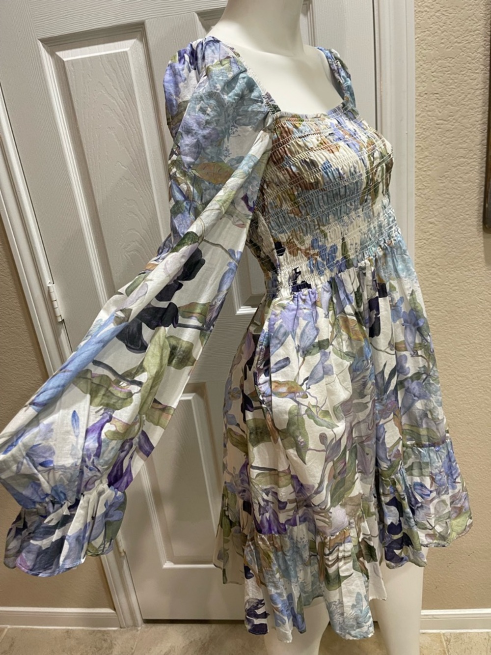 & Other Stories Smocked Mini Dress in Blue Dusty Floral Print Size 10 - Picture 7 of 10
